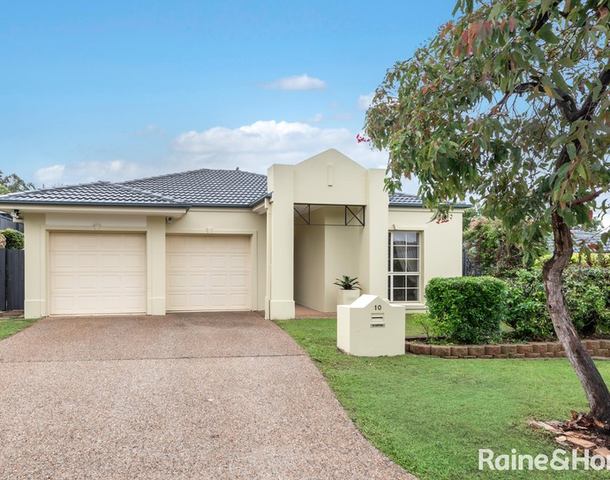 10 Crown Place, Carindale QLD 4152