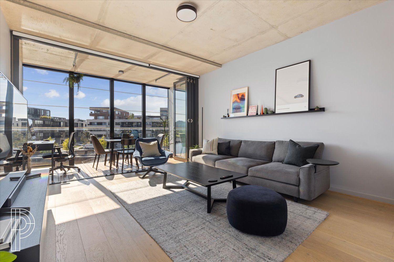 1 bedrooms Apartment / Unit / Flat in 120/45 Eastlake Parade KINGSTON ACT, 2604