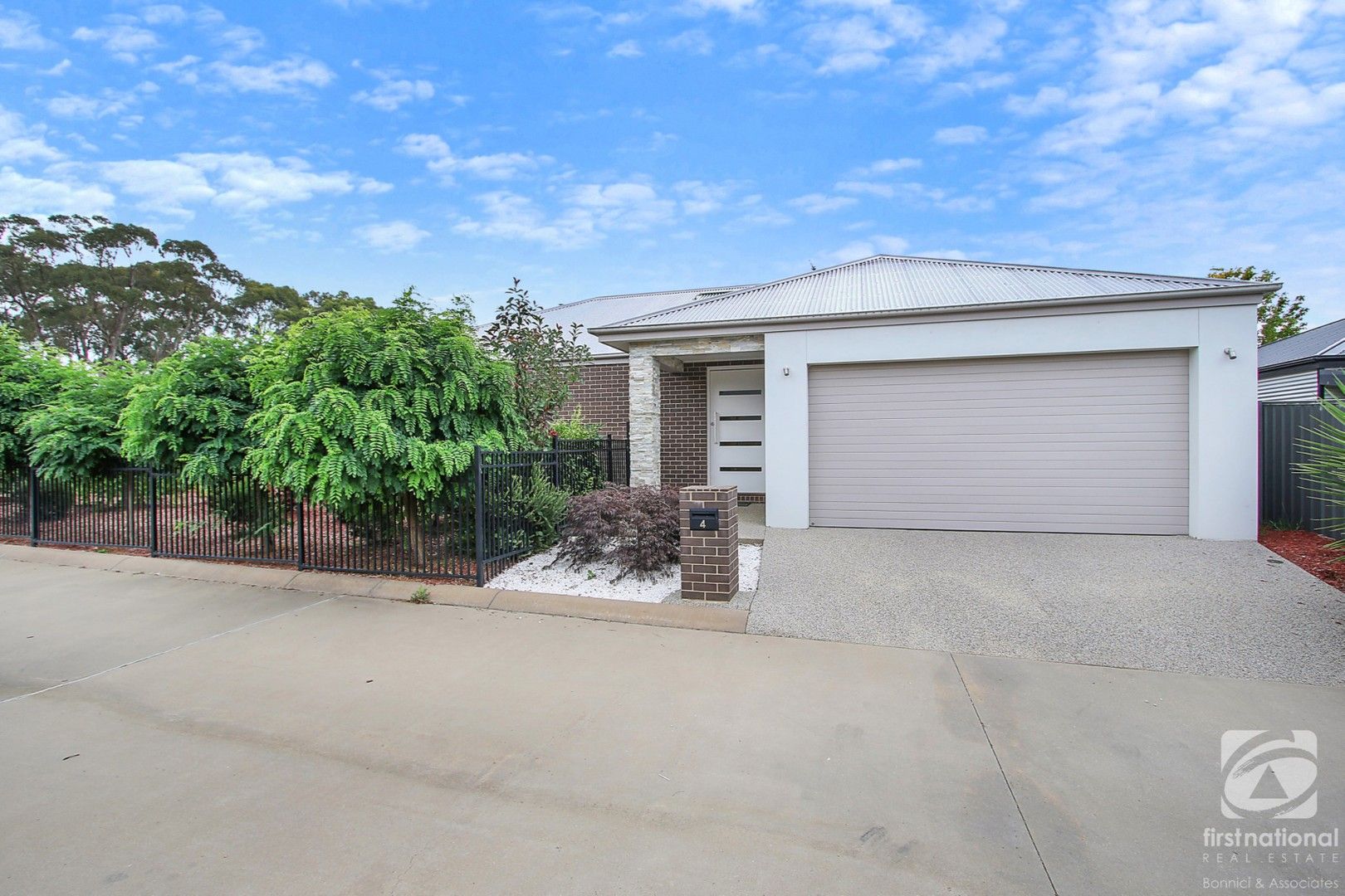 4 Waldon Lane, Beechworth VIC 3747, Image 0