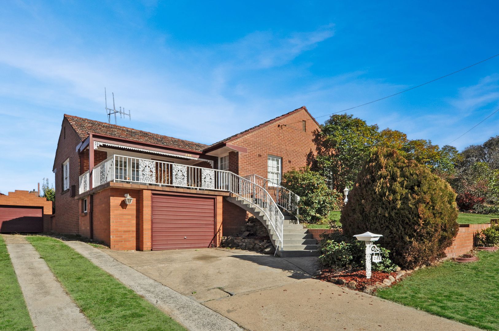 246 Lambert Street, West Bathurst Property History & Address Research