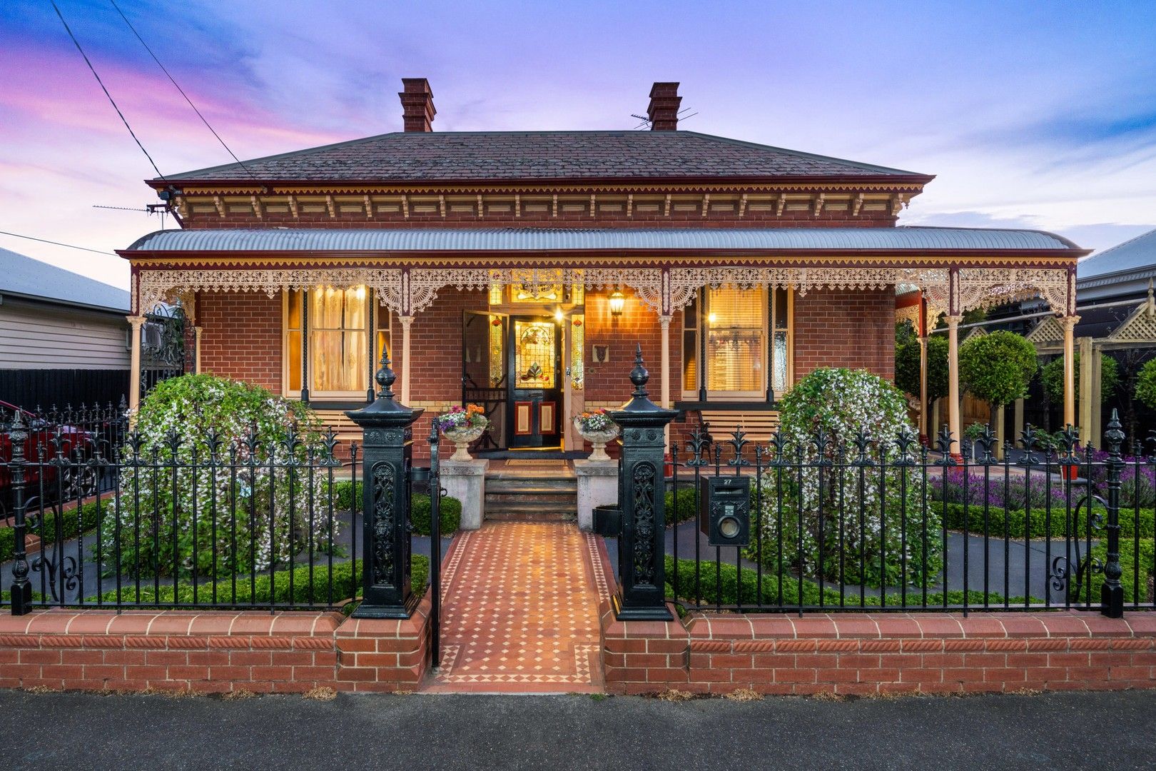 4 bedrooms House in 27-29 Preston Street GEELONG WEST VIC, 3218