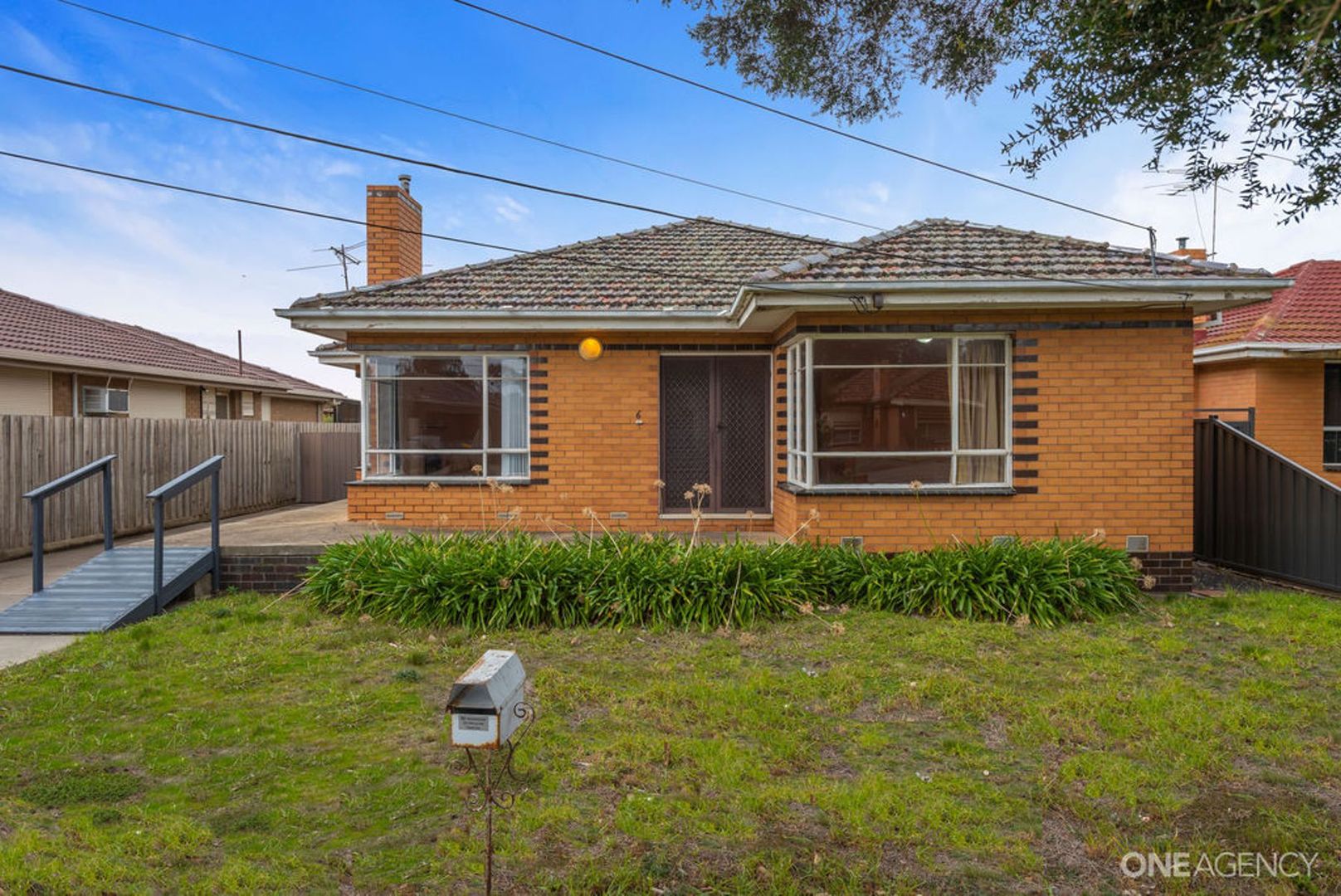 6 Bird Street, Deer Park VIC 3023, Image 2