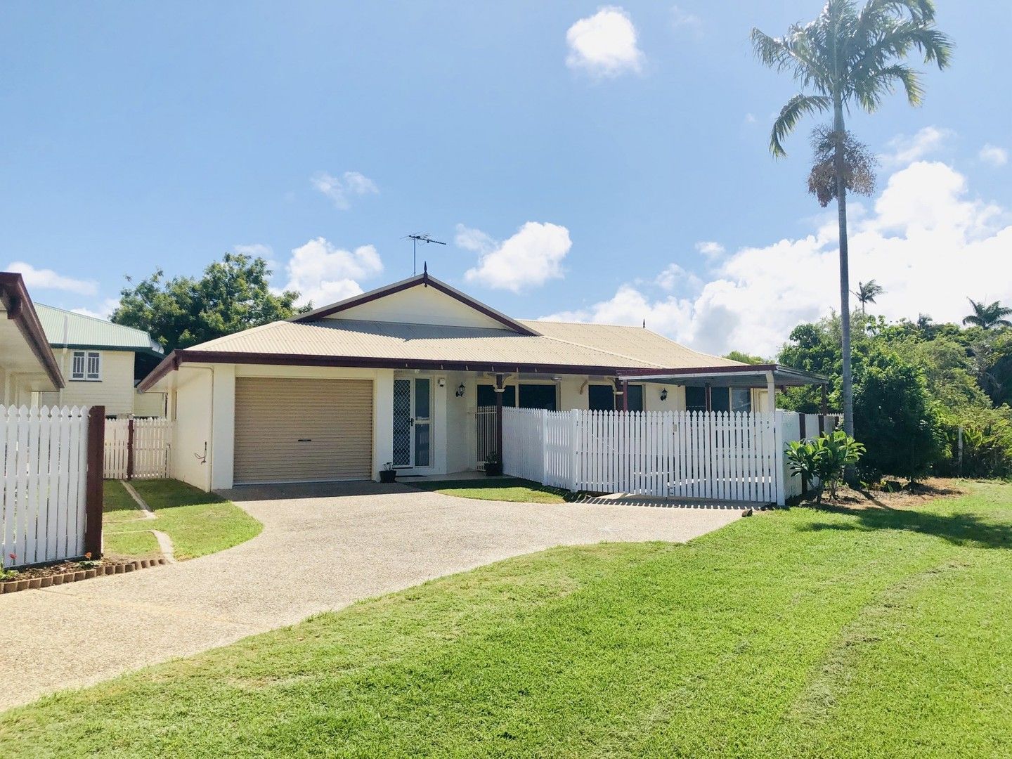 3 bedrooms House in 2/2 Sneyd Street WEST MACKAY QLD, 4740