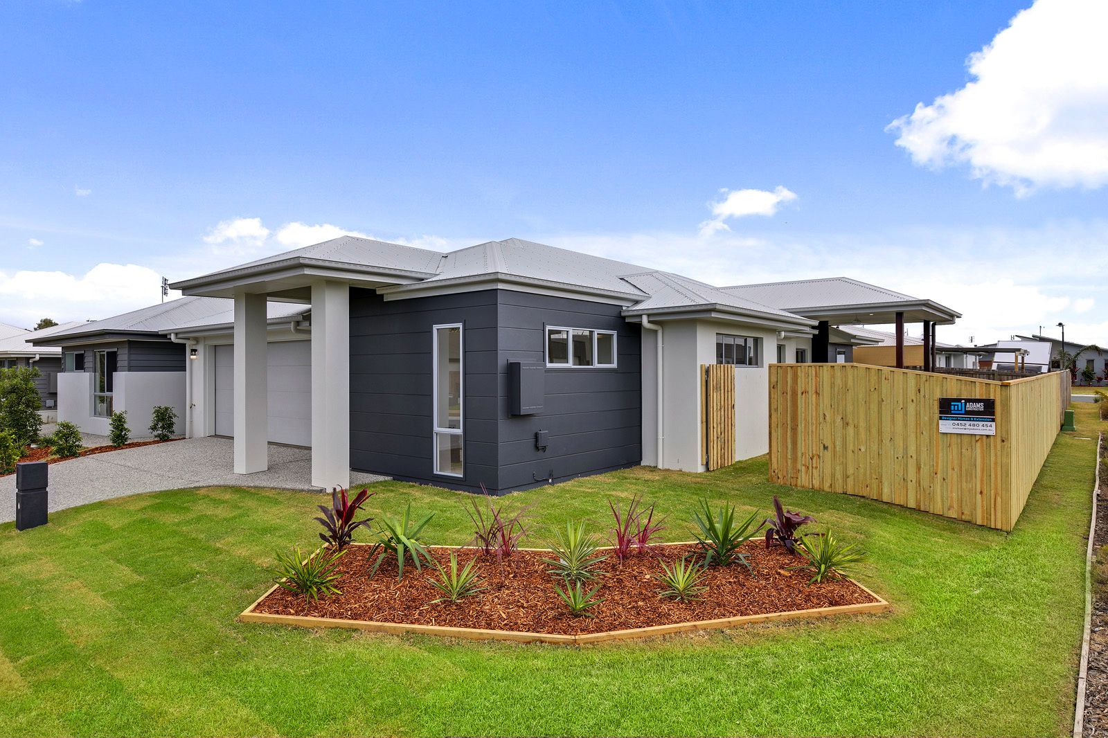 10 Pearl Cres, Caloundra West QLD 4551, Image 0