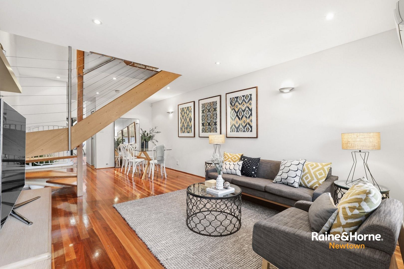3 bedrooms House in 31B Devine Street ERSKINEVILLE NSW, 2043