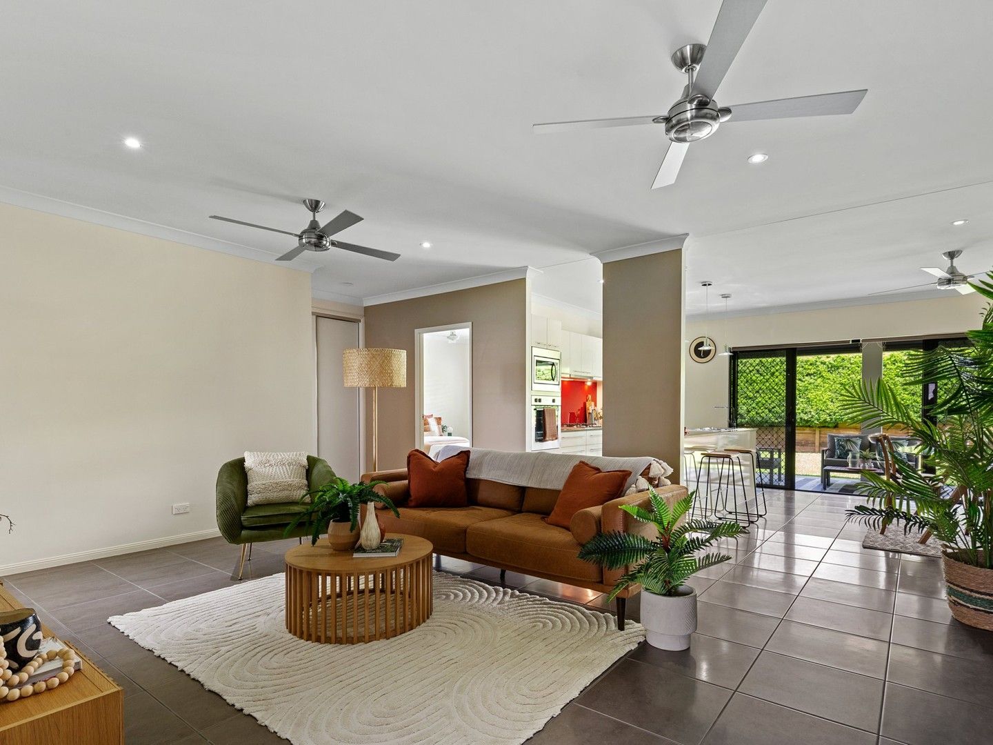 8 Botany Avenue, Redlynch QLD 4870, Image 0