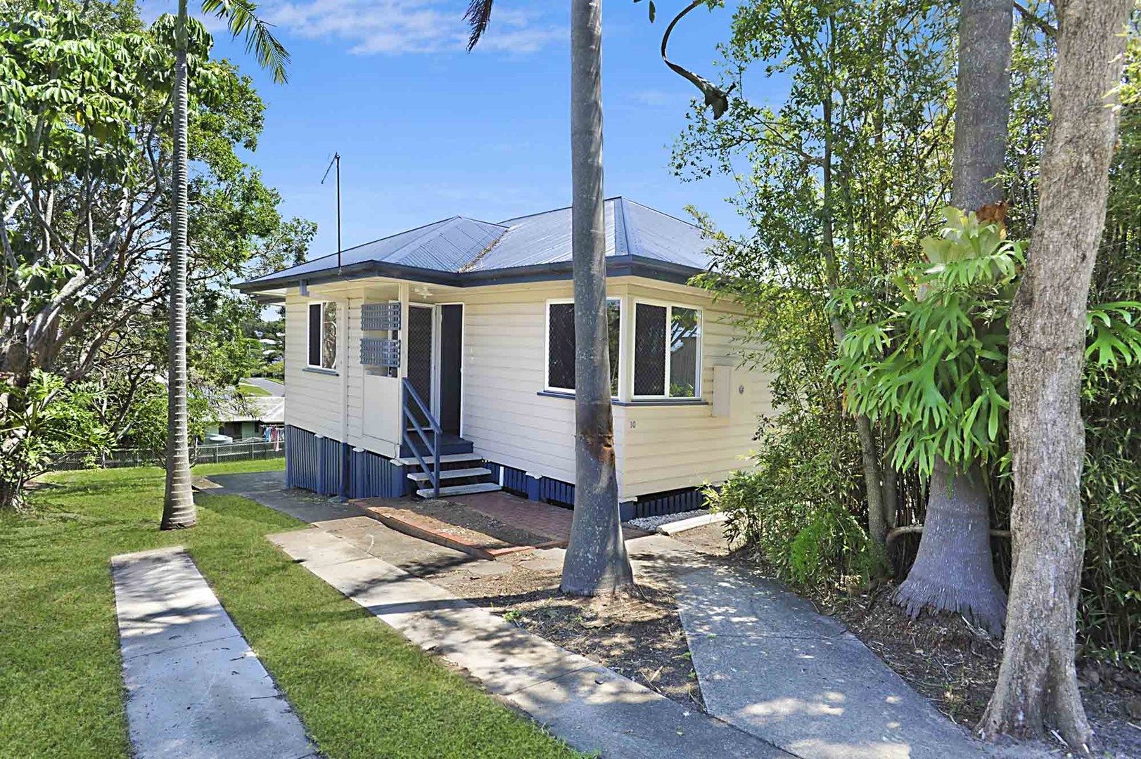 10 Crystal Street, Holland Park QLD 4121, Image 0