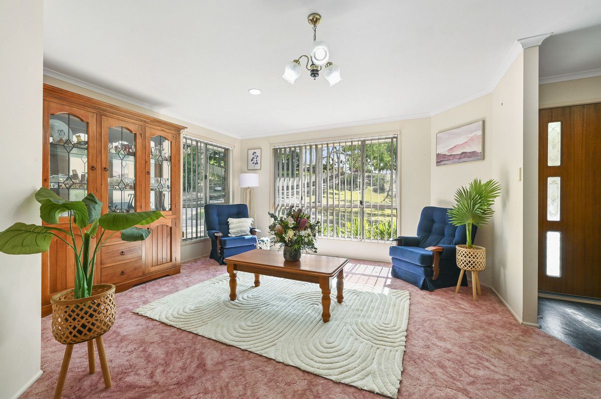 29 Parkridge Drive, Withcott QLD 4352, Image 2