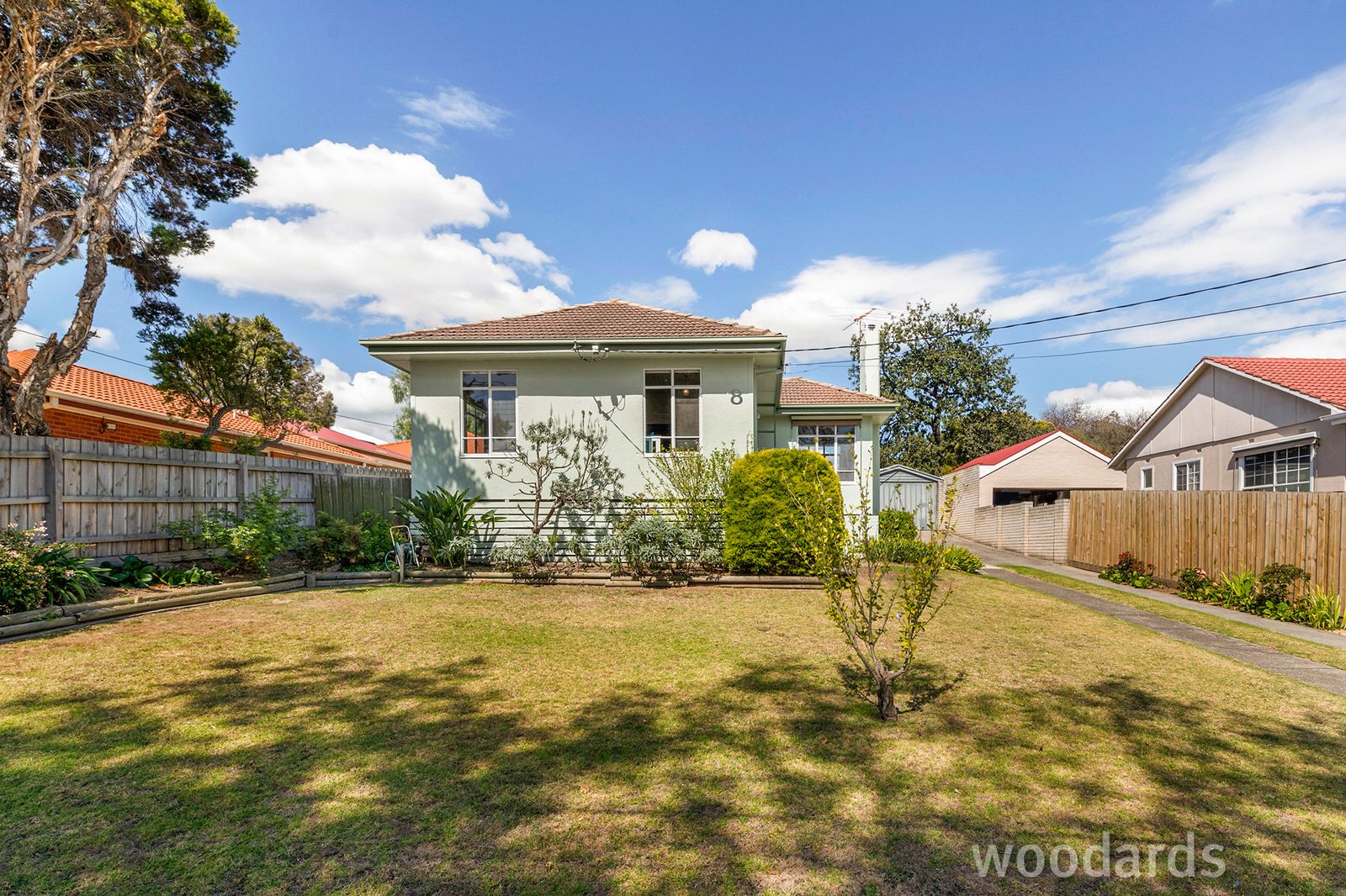 8 Aloomba Street, Chadstone VIC 3148, Image 2