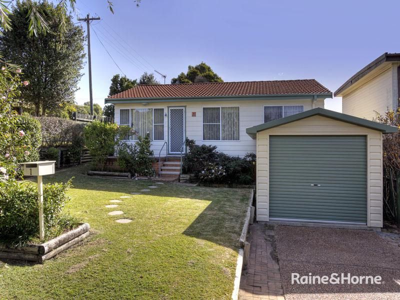 1 Hazel Close, Berkeley Vale NSW 2261, Image 0