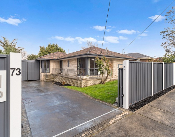 73 Grimwade Crescent, Frankston VIC 3199