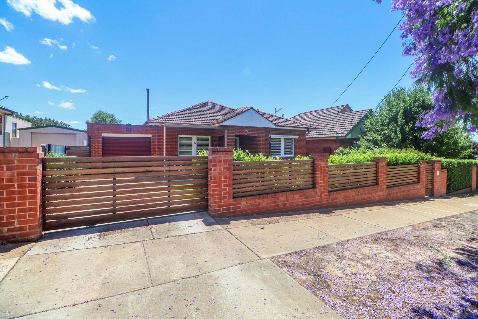 3 bedrooms House in 44 Mitchelmore Street TURVEY PARK NSW, 2650