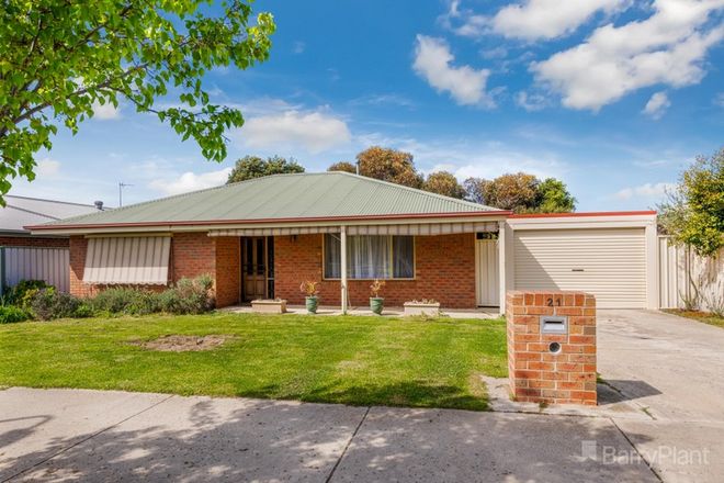 Picture of 21 Saxby Drive, STRATHFIELDSAYE VIC 3551