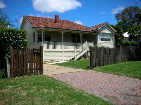 6 High Street, West Bathurst NSW 2795