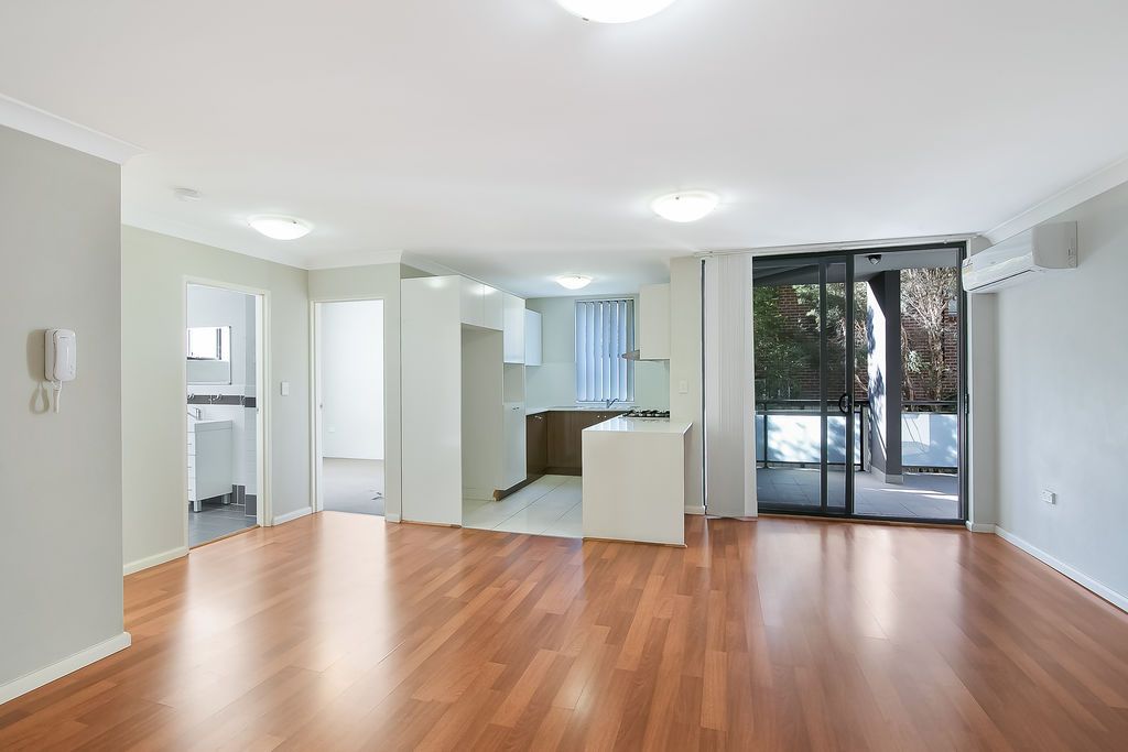 8/9 Wallace Street, Blacktown NSW 2148, Image 1