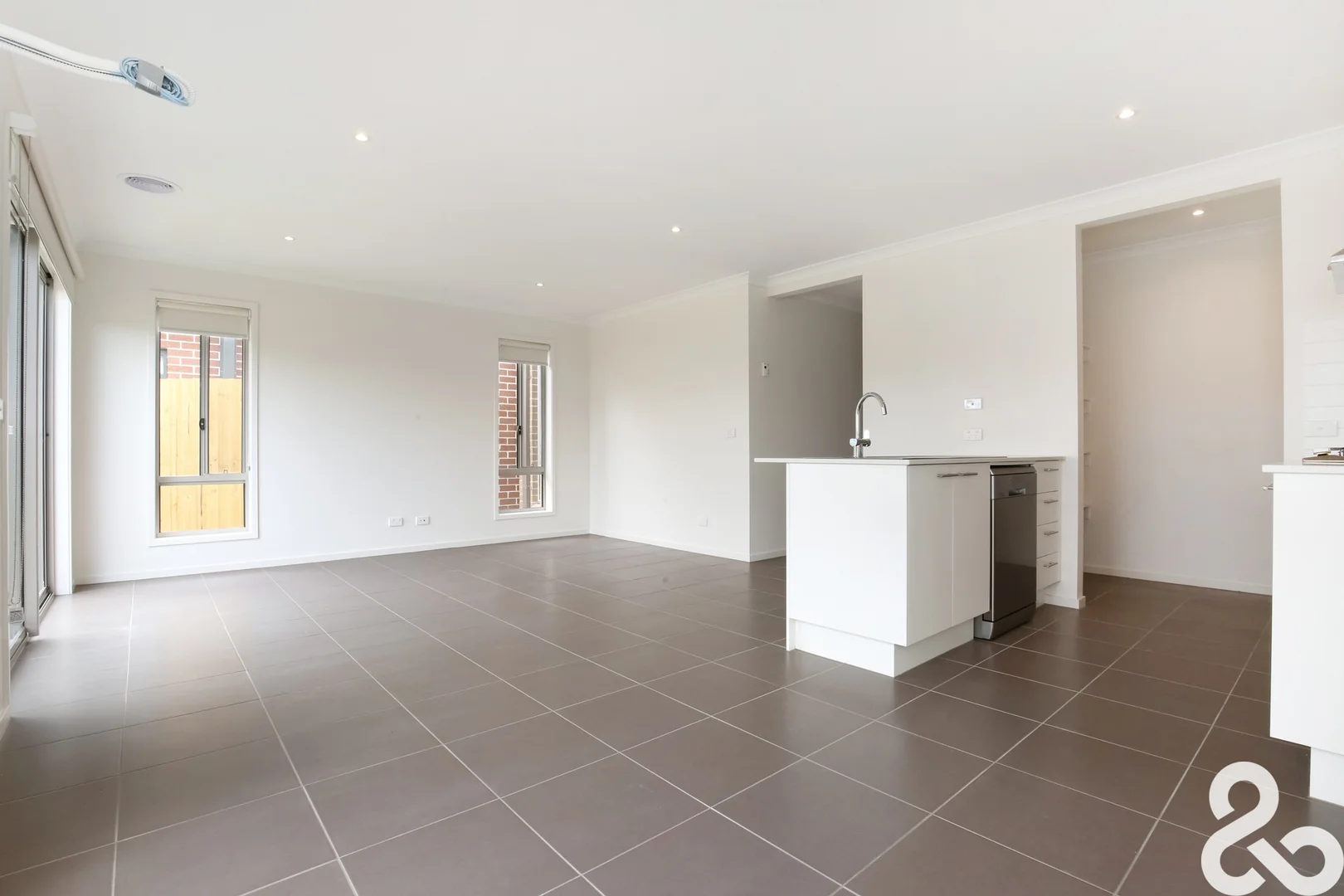 Additional image 3 of 14 Odette Way, South Morang VIC 3752