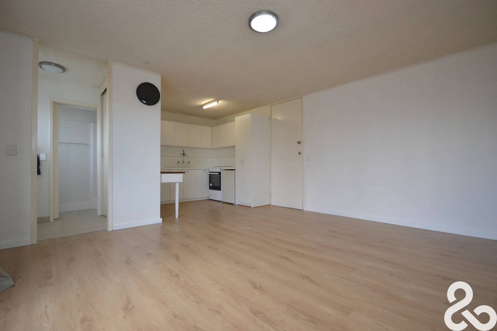 39/11-13 Cooma Street, Preston VIC 3072 - Studio For Rent | Domain