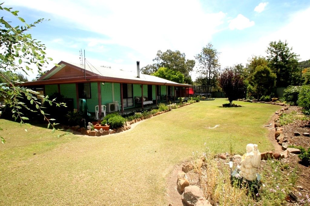 2 Pattersons Place, Currabubula Property History & Address Research