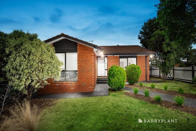 Picture of 11 Pickworth Drive, MILL PARK VIC 3082
