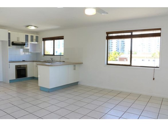 4/27 Walan Street, Mooloolaba QLD 4557