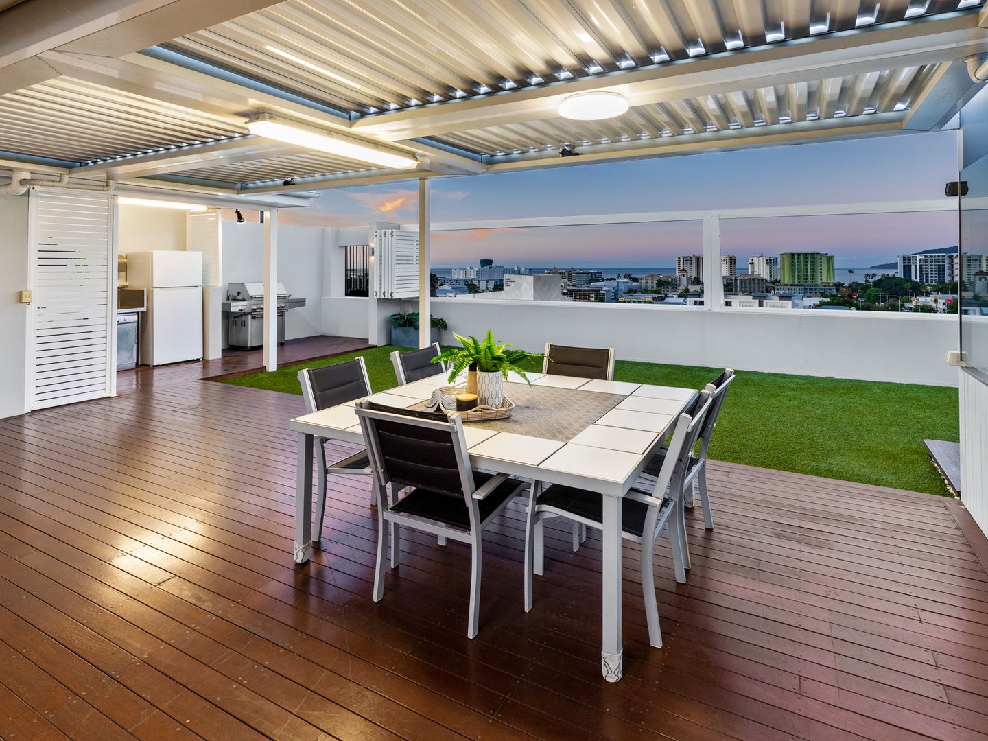 1002/2327 Mcleod Street, Cairns City Property History & Address