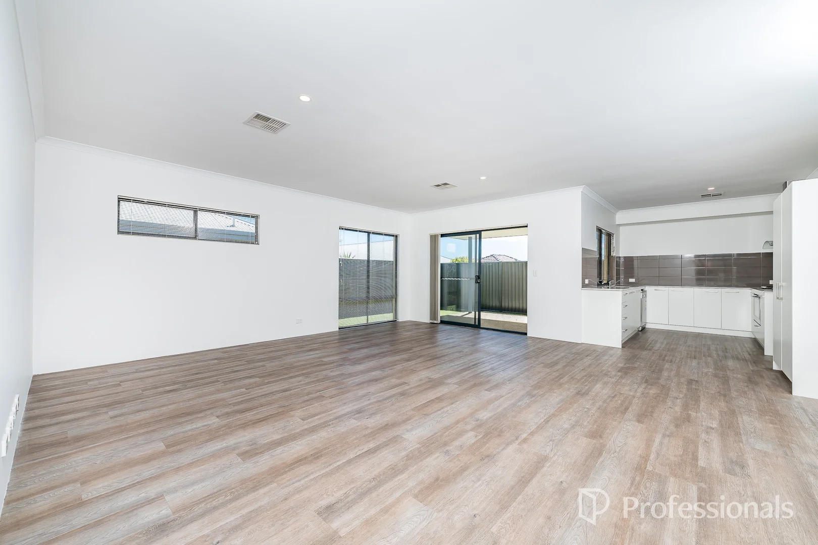 Additional image 13 of 30 Vitrinella Avenue, Jindalee WA 6036