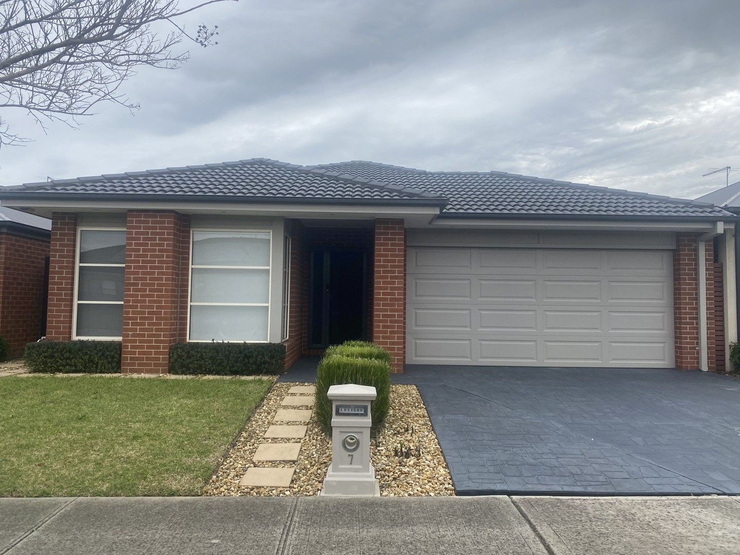 3 bedrooms House in 7 Hanoverian Street CLYDE NORTH VIC, 3978
