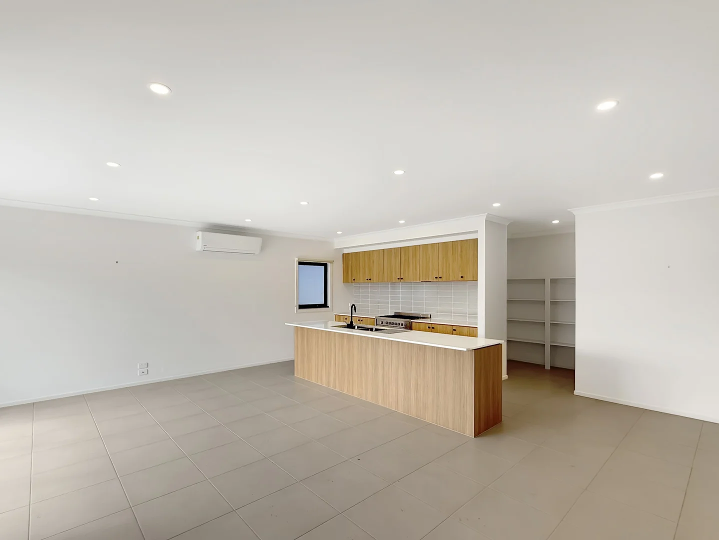 Additional image 7 of 8 Laanecoorie Walk, Eynesbury VIC 3338