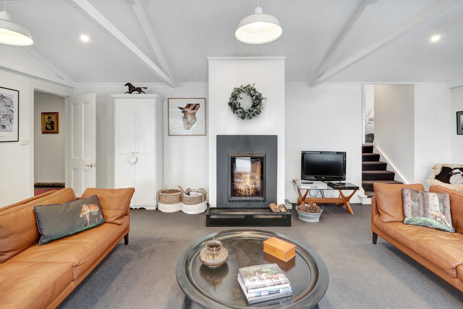 3 bedrooms Acreage / Semi-Rural in 2730 Maroondah Highway MAINDAMPLE VIC, 3723