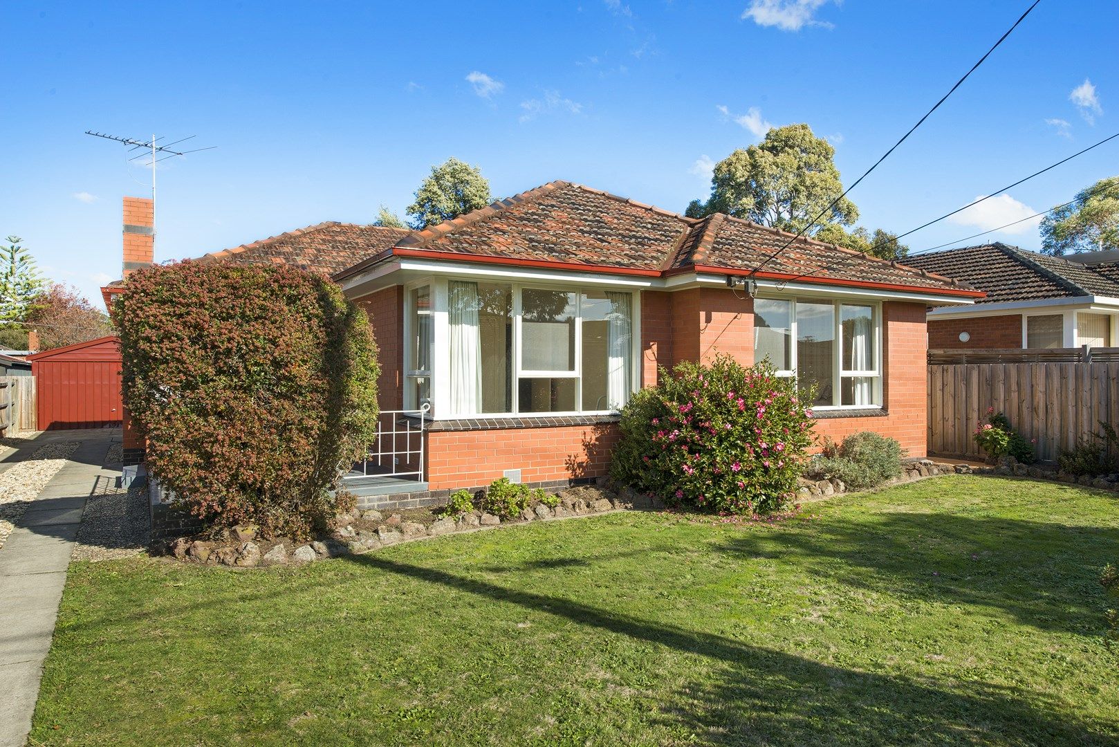 18 Worthing Avenue, Burwood East VIC 3151, Image 0