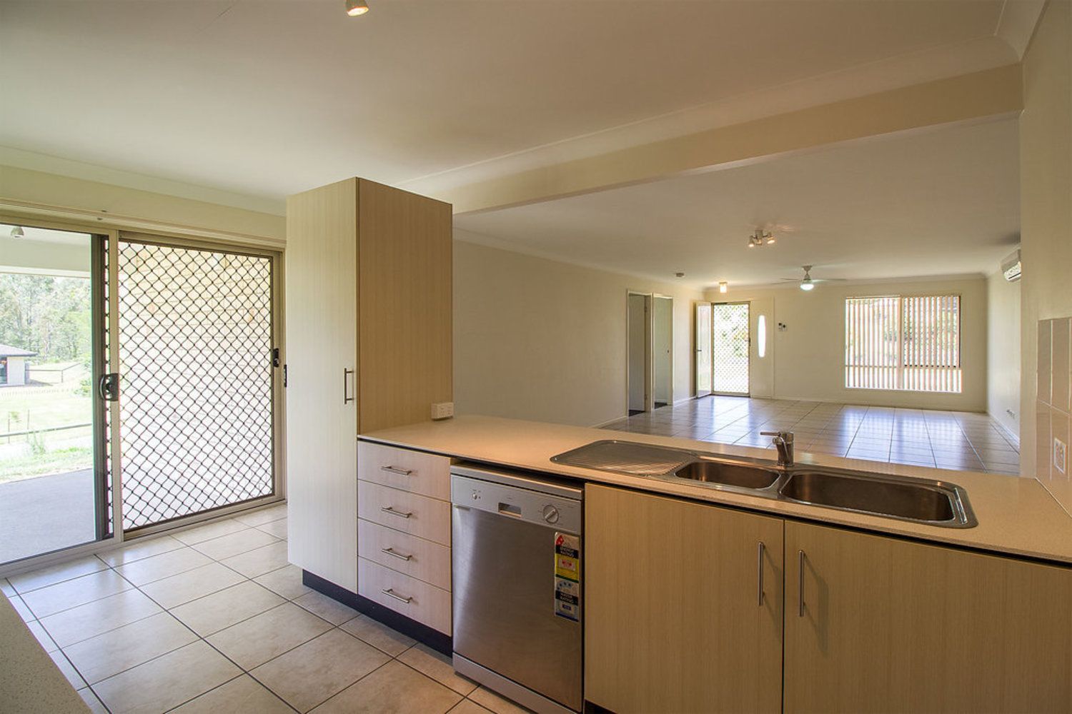 1 Corona Court, Gleneagle QLD 4285, Image 1