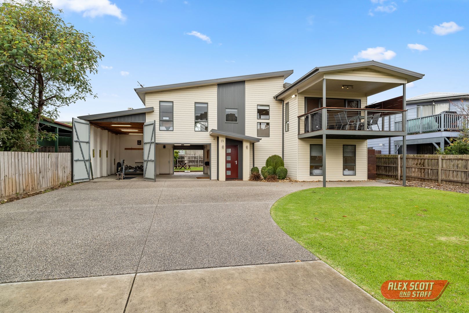 19 Parrakoola Way, Cowes VIC 3922, Image 1