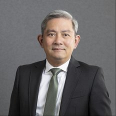 Son Hoai (sonny) Tran, Sales representative