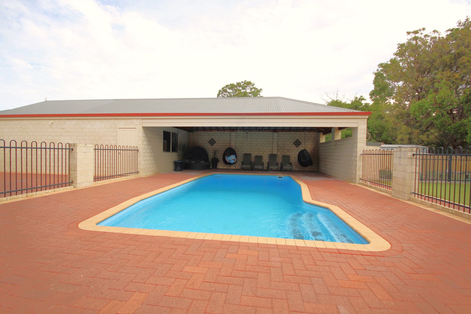 31 Abbeygate Street, Australind WA 6233, Image 1