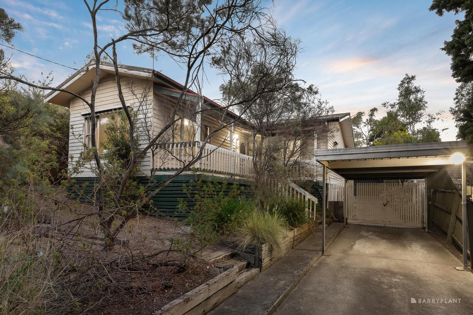 3 bedrooms House in 4 Glenview Road DONCASTER EAST VIC, 3109