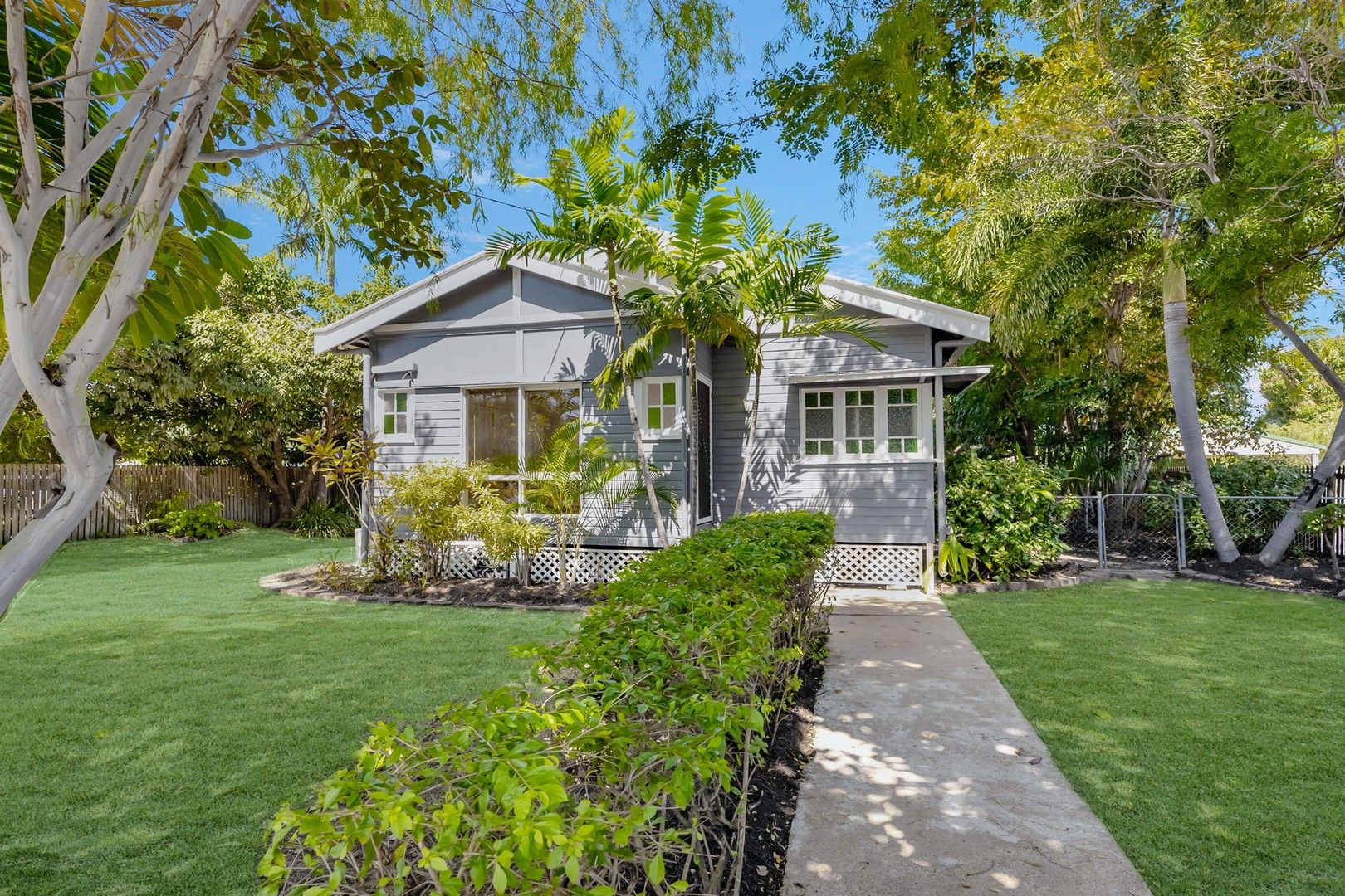 3 bedrooms House in 4 Granville Street PIMLICO QLD, 4812