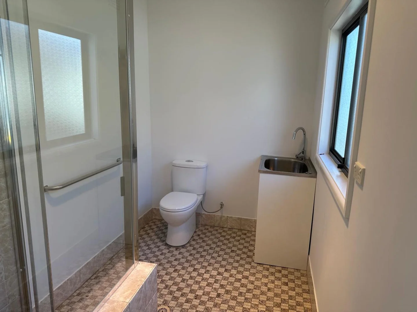 Additional image 8 of 100 Highview Avenue, Greenacre NSW 2190