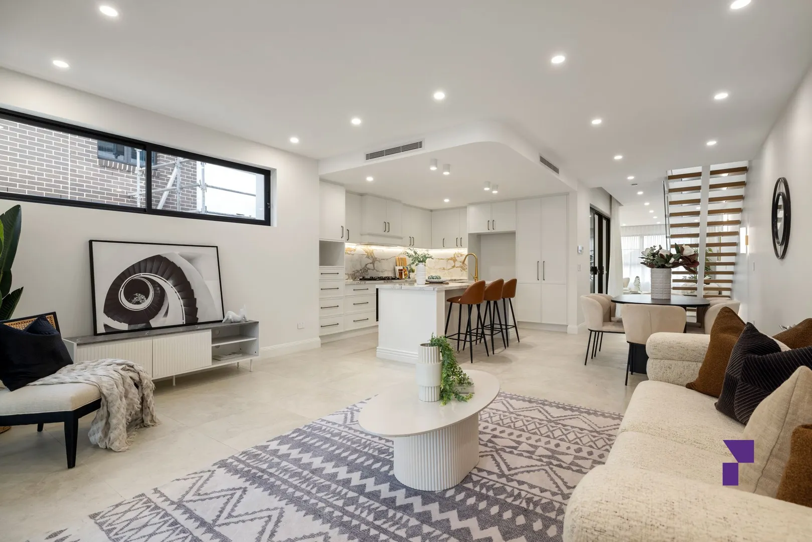 House in Greenacre - View 3