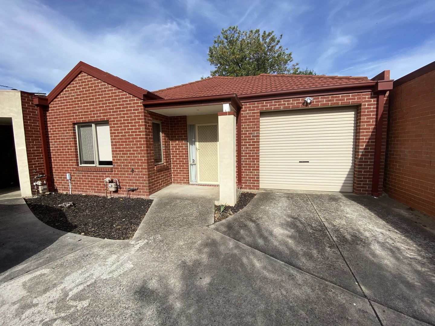 2 bedrooms Apartment / Unit / Flat in 2/10 Joffre Road PASCOE VALE VIC, 3044