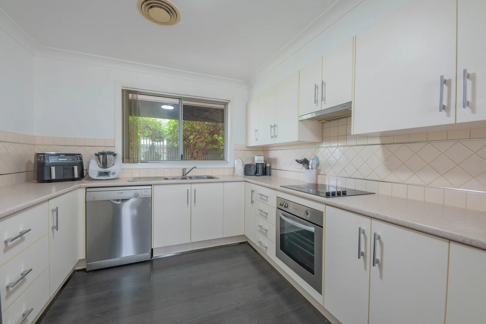 Additional image 9 of 2/210 Neeld Street, Wyalong NSW 2671