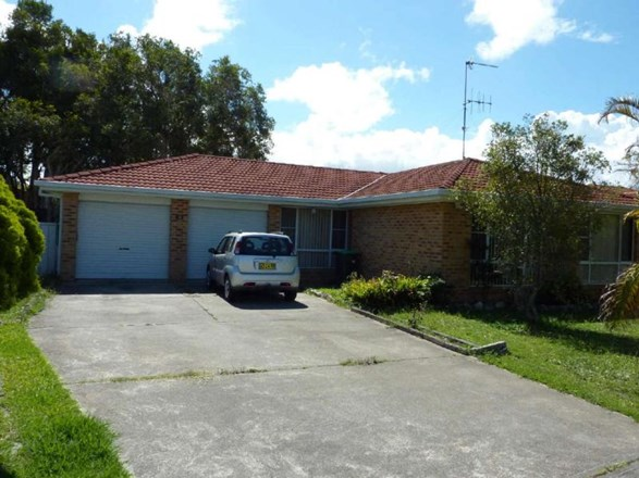 3 Arlington Place, Forster NSW 2428