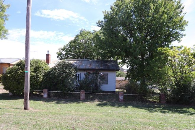 Picture of 19 King Street, TUMBARUMBA NSW 2653