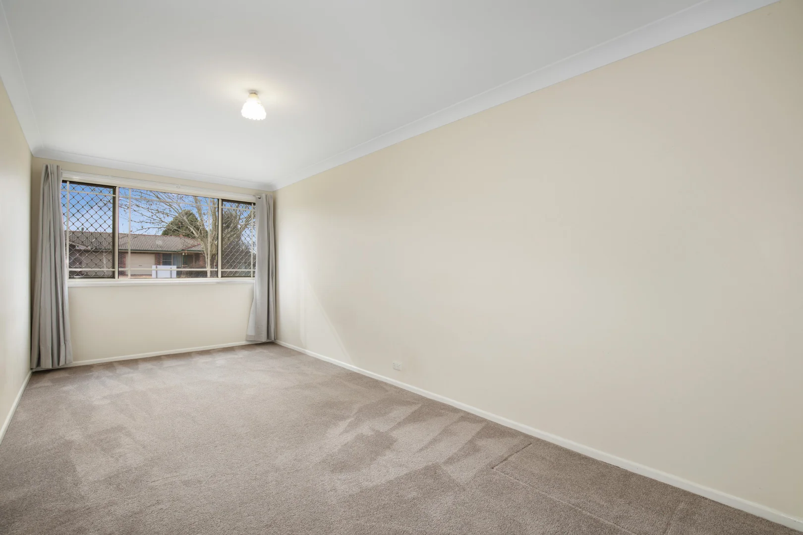 Additional image 10 of 6 Fiona Place, Armidale NSW 2350