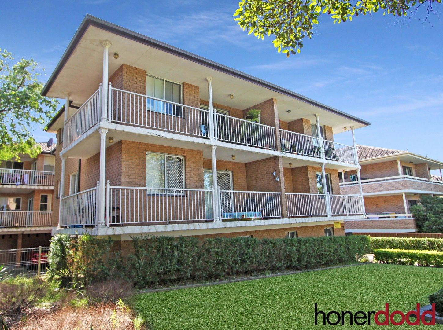 2 bedrooms Apartment / Unit / Flat in 2br/190 Queen Victoria Street BEXLEY NSW, 2207