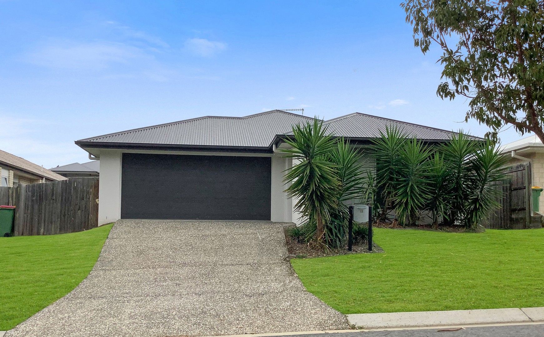 4 bedrooms House in  DEEBING HEIGHTS QLD, 4306