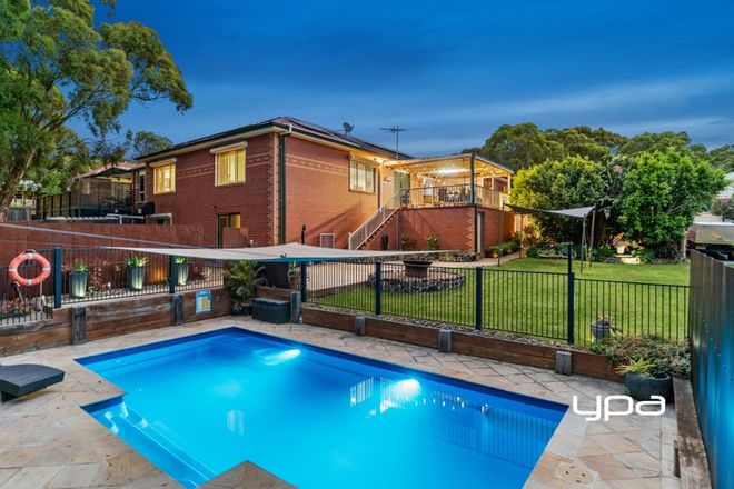 Picture of 28 Fullwood Drive, SUNBURY VIC 3429