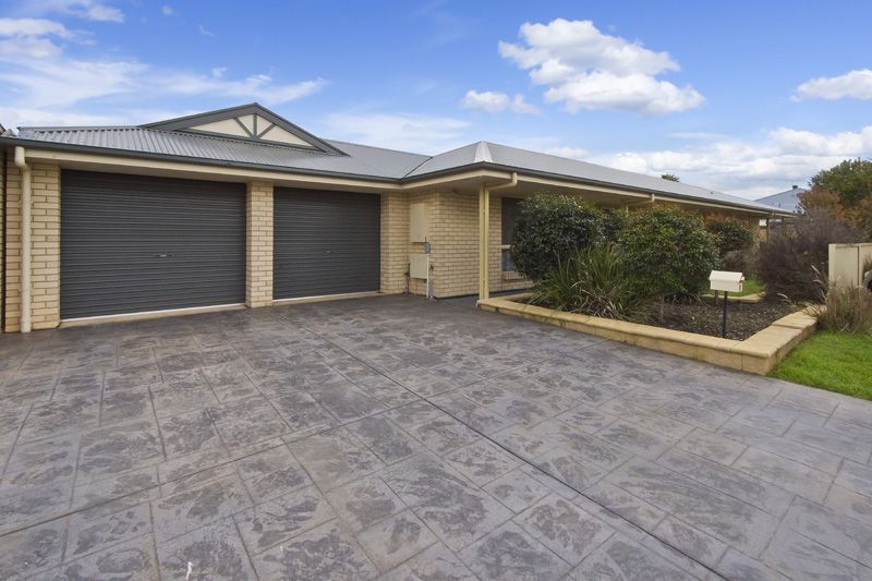 8 Rosaria Court, Munno Para West SA 5115, Image 0