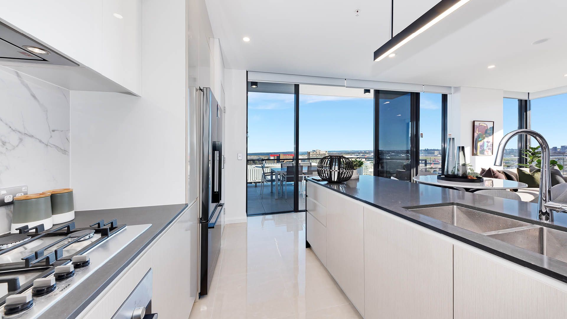 2 bedrooms Apartment / Unit / Flat in 256 Coward Street MASCOT NSW, 2020