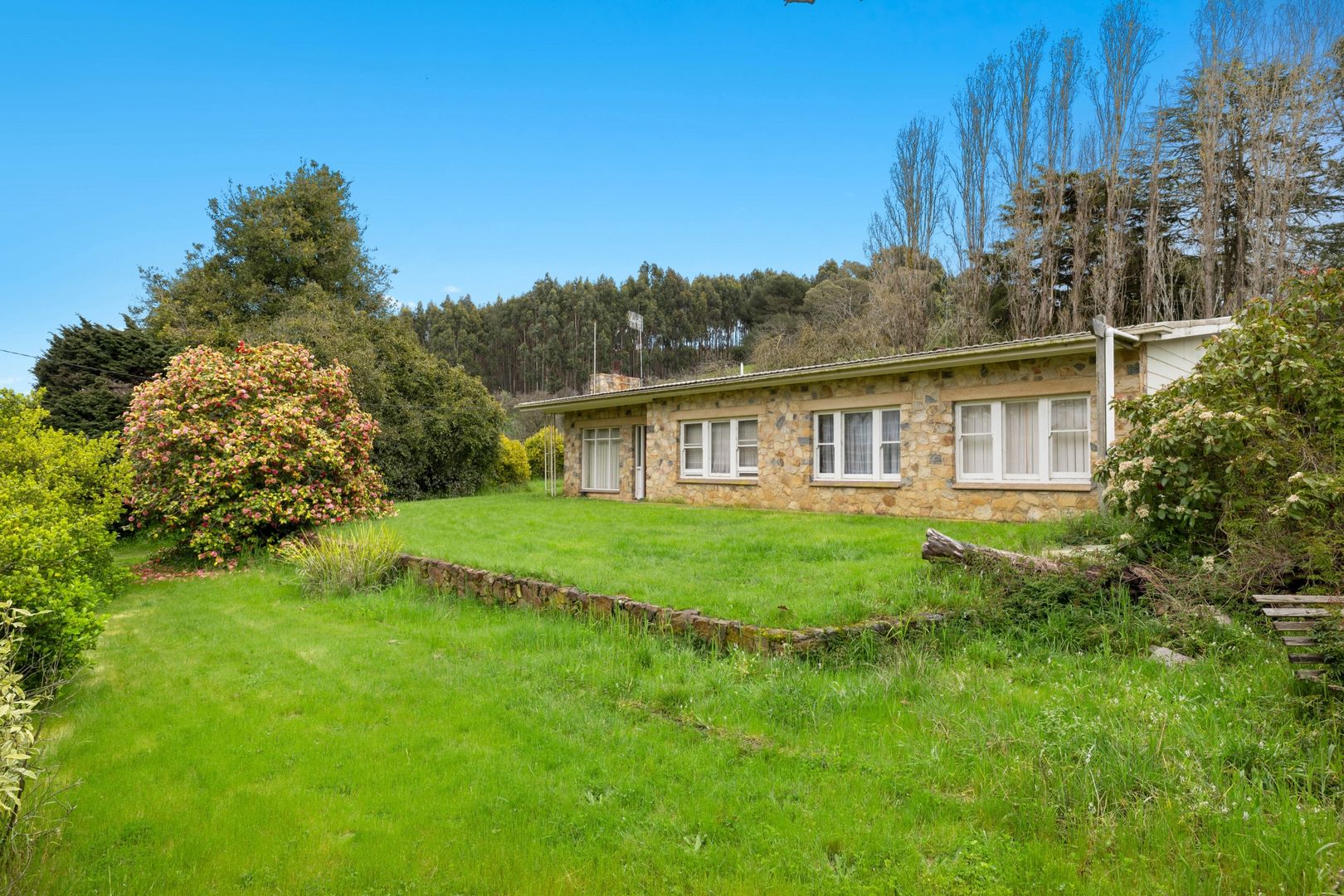 Sold 394 Pages Flat Road, Pages Flat SA 5172 on 24 Feb 2023