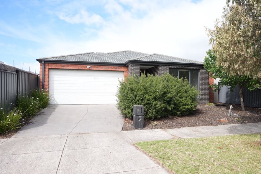 4 bedrooms House in 18 Shamrock Way TRUGANINA VIC, 3029